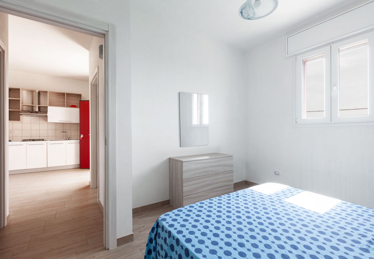 Ferienwohnung in San Pietro in Bevagna - Wohnung mit Meerblick in der Nähe des Sandstrandes am Ionischen Meer v273