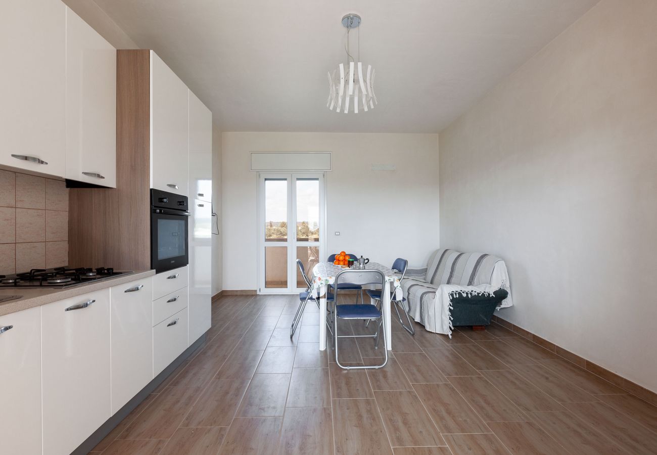 Ferienwohnung in San Pietro in Bevagna - Apartment mit Meerblick, in Strandnähe des ionischen Meers, zu Fuß erreichbar v274