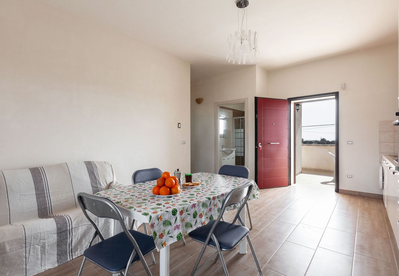 Ferienwohnung in San Pietro in Bevagna - Apartment mit Meerblick, in Strandnähe des ionischen Meers, zu Fuß erreichbar v274