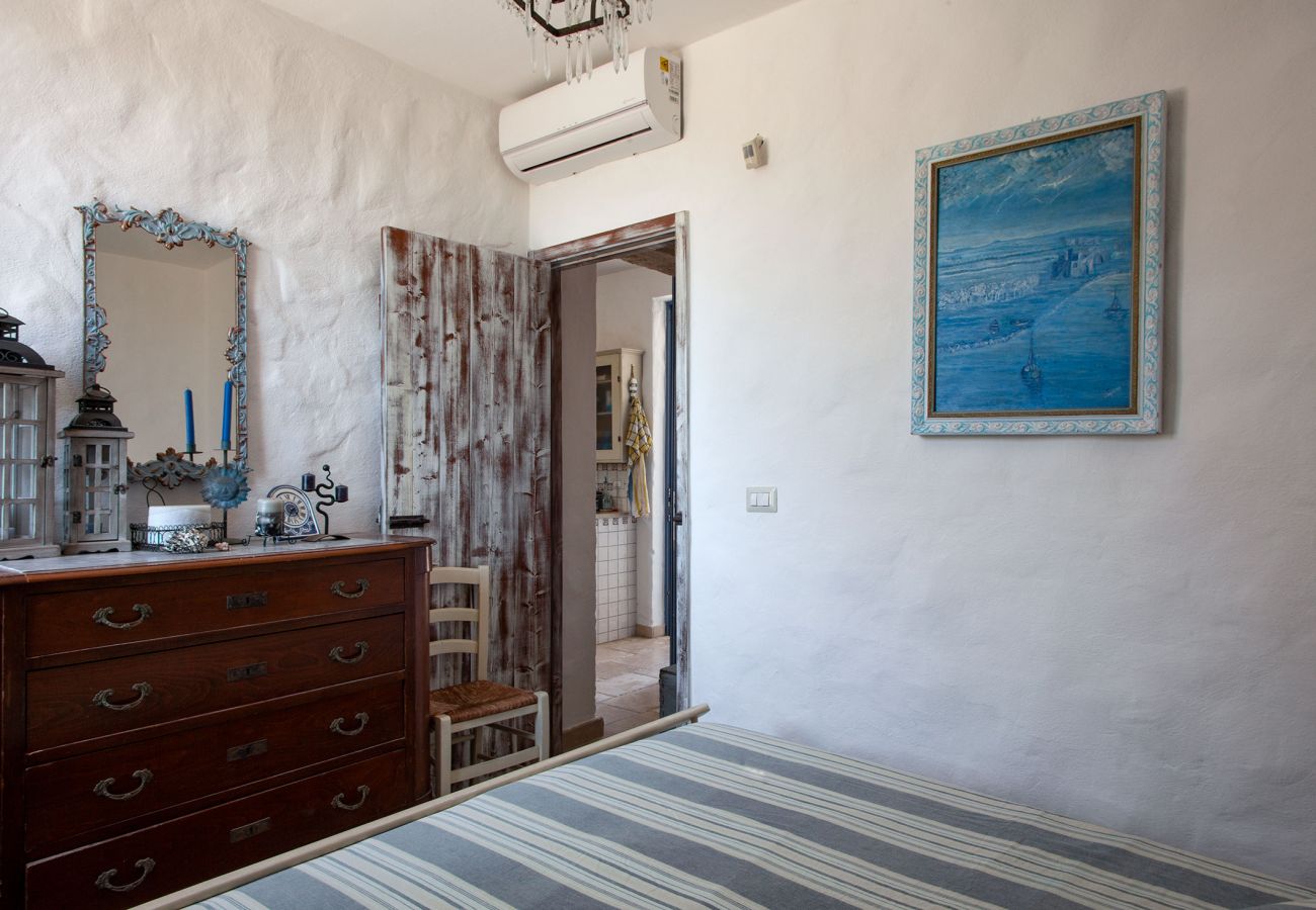 Villa in Morciano di Leuca - Villa mit Meerblick Pool in Strandnähe v500