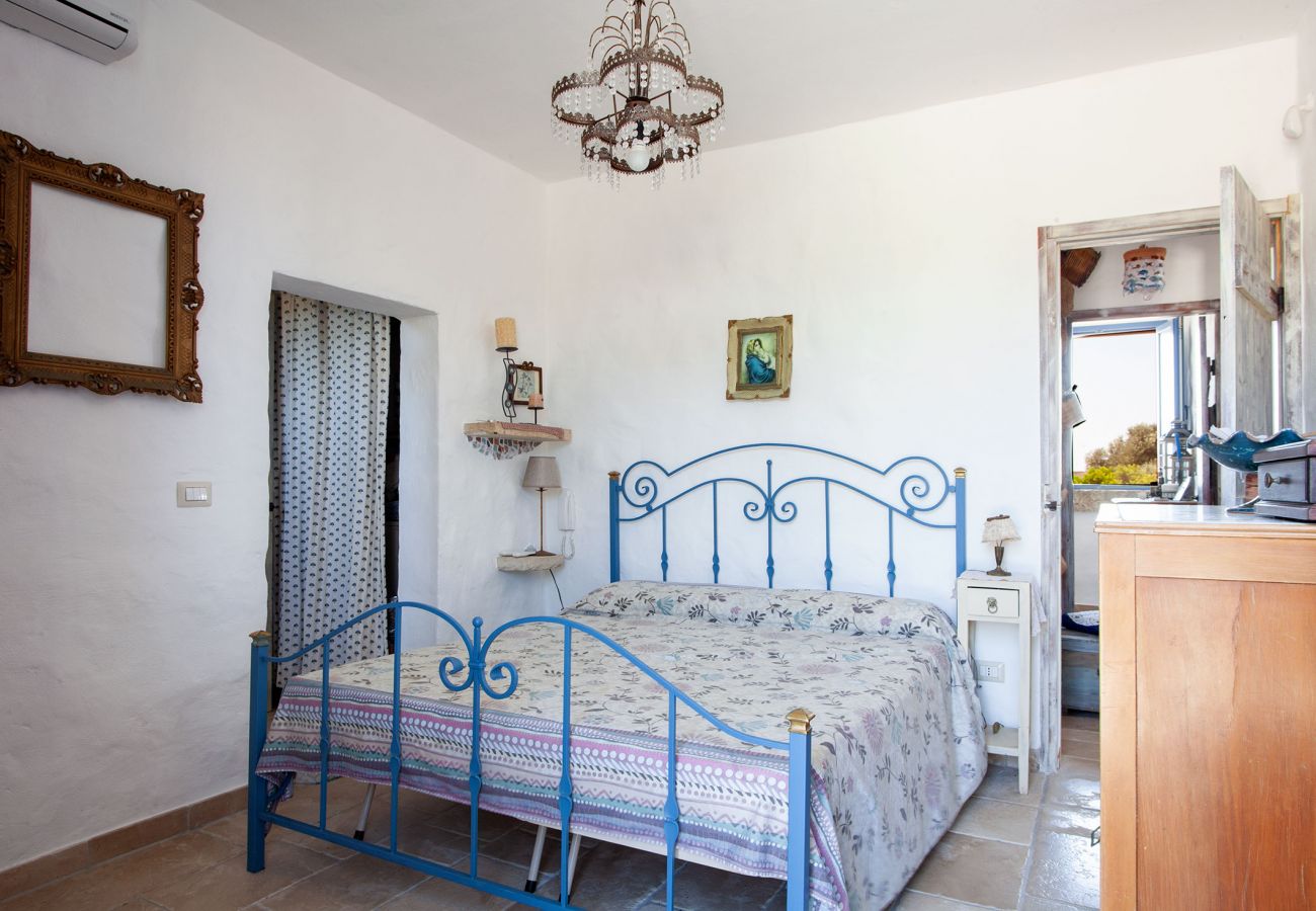 Villa in Morciano di Leuca - Villa mit Meerblick Pool in Strandnähe v500