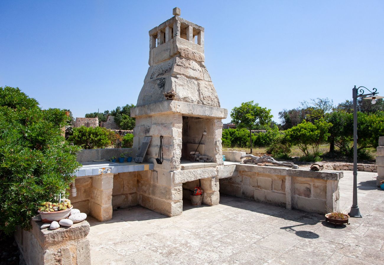 Villa in Morciano di Leuca - Villa mit Meerblick Pool in Strandnähe v500