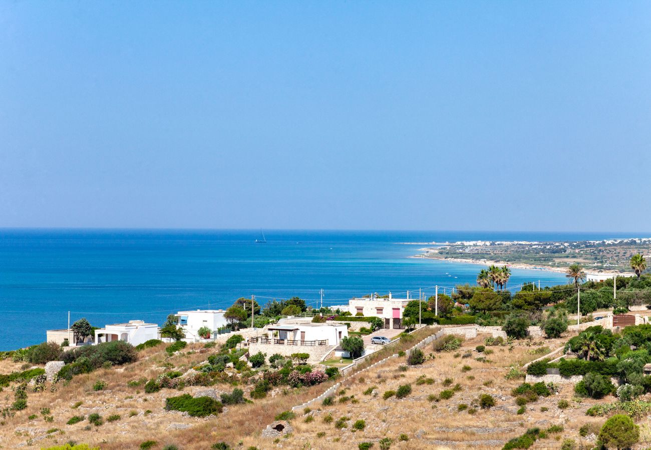 Villa in Morciano di Leuca - Villa mit Meerblick Pool in Strandnähe v500