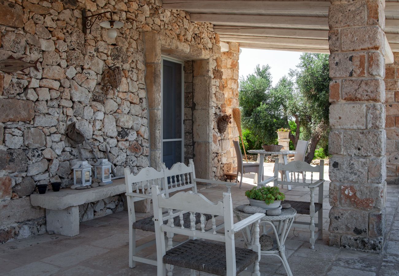 Villa in Morciano di Leuca - Villa mit Meerblick Pool in Strandnähe v500