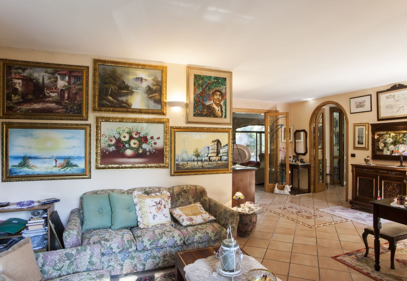 Villa in Tuglie - Villa mit privatem Pool und Garten in der Gegend von Gallipoli (v140)