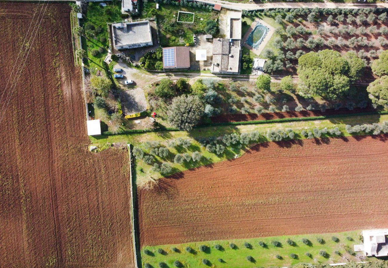 Villa in Corigliano d´Otranto - Historisches Anwesen mit Villa und Nebengebäude, Schwimmbad und Fresken v340