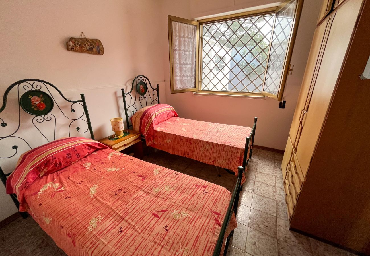 Ferienhaus in Spiaggiabella - Verkauf Haus in Strandnähe 3 Schlaf- 2 Badezimmern v702