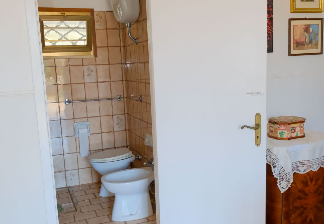 Ferienhaus in Spiaggiabella - Verkauf Haus in Strandnähe 3 Schlaf- 2 Badezimmern v702