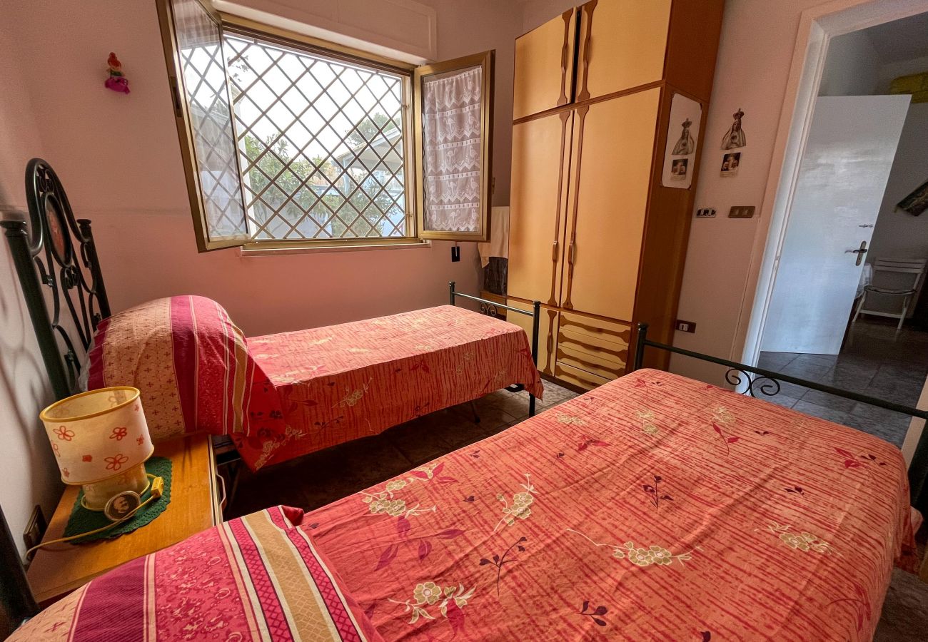 Ferienhaus in Spiaggiabella - Verkauf Haus in Strandnähe 3 Schlaf- 2 Badezimmern v702