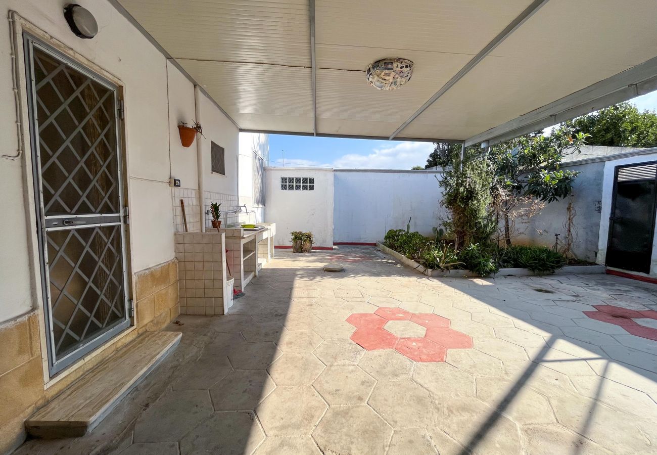 Ferienhaus in Spiaggiabella - Verkauf Haus in Strandnähe 3 Schlaf- 2 Badezimmern v702