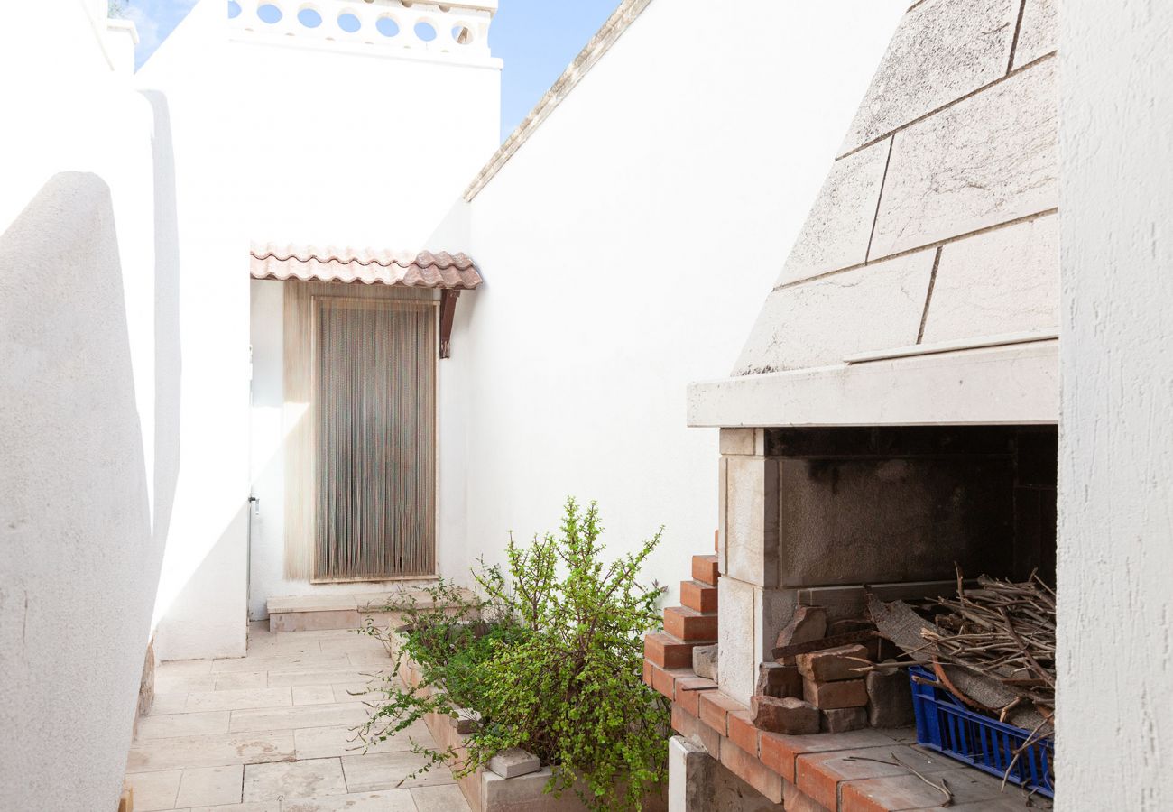 Ferienhaus in Spiaggiabella - Villetta am Strand mit Meer und Seeblick v703