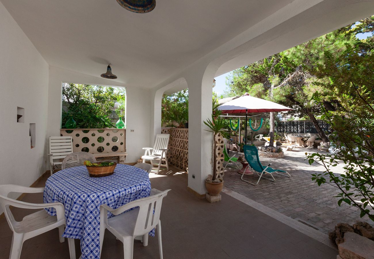 Ferienhaus in Spiaggiabella - Villetta am Strand mit Meer und Seeblick v703
