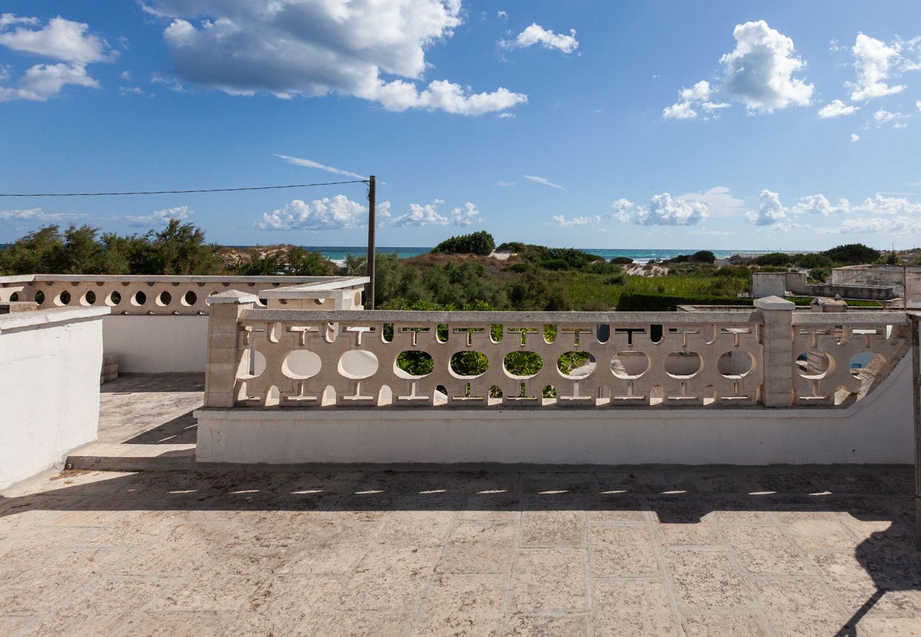 Ferienhaus in Spiaggiabella - Villetta am Strand mit Meer und Seeblick v703