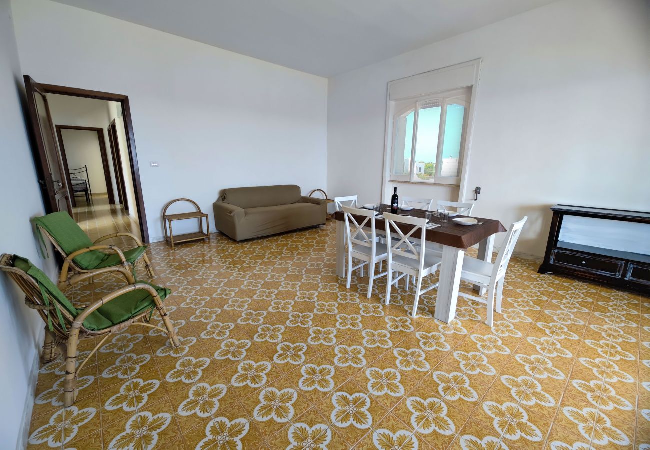 Ferienhaus in Torre dell´Orso - Villa mit Meerblick in Strandnähe in Torre Dell’Orso v115