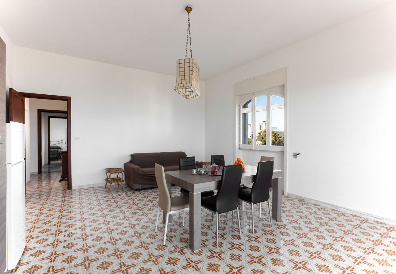 Ferienhaus in Torre dell´Orso - Villa mit Meerblick in Strandnähe in Torre Dell’Orso v115