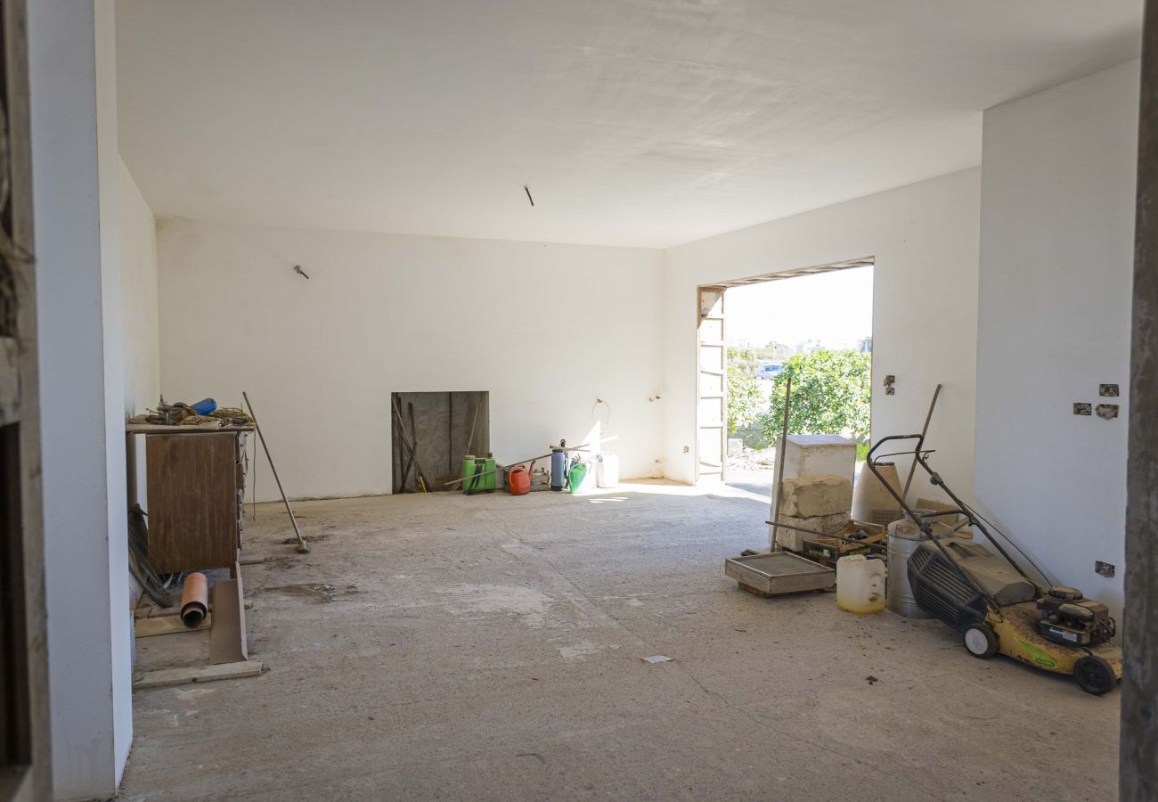Villa in Bagnolo del Salento - Fast fertiggestellte Villa mit Garten und in der Nähe der Stadt zu verkaufen
