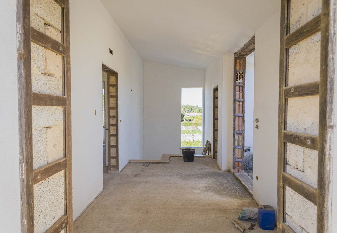 Villa in Bagnolo del Salento - Fast fertiggestellte Villa mit Garten und in der Nähe der Stadt zu verkaufen