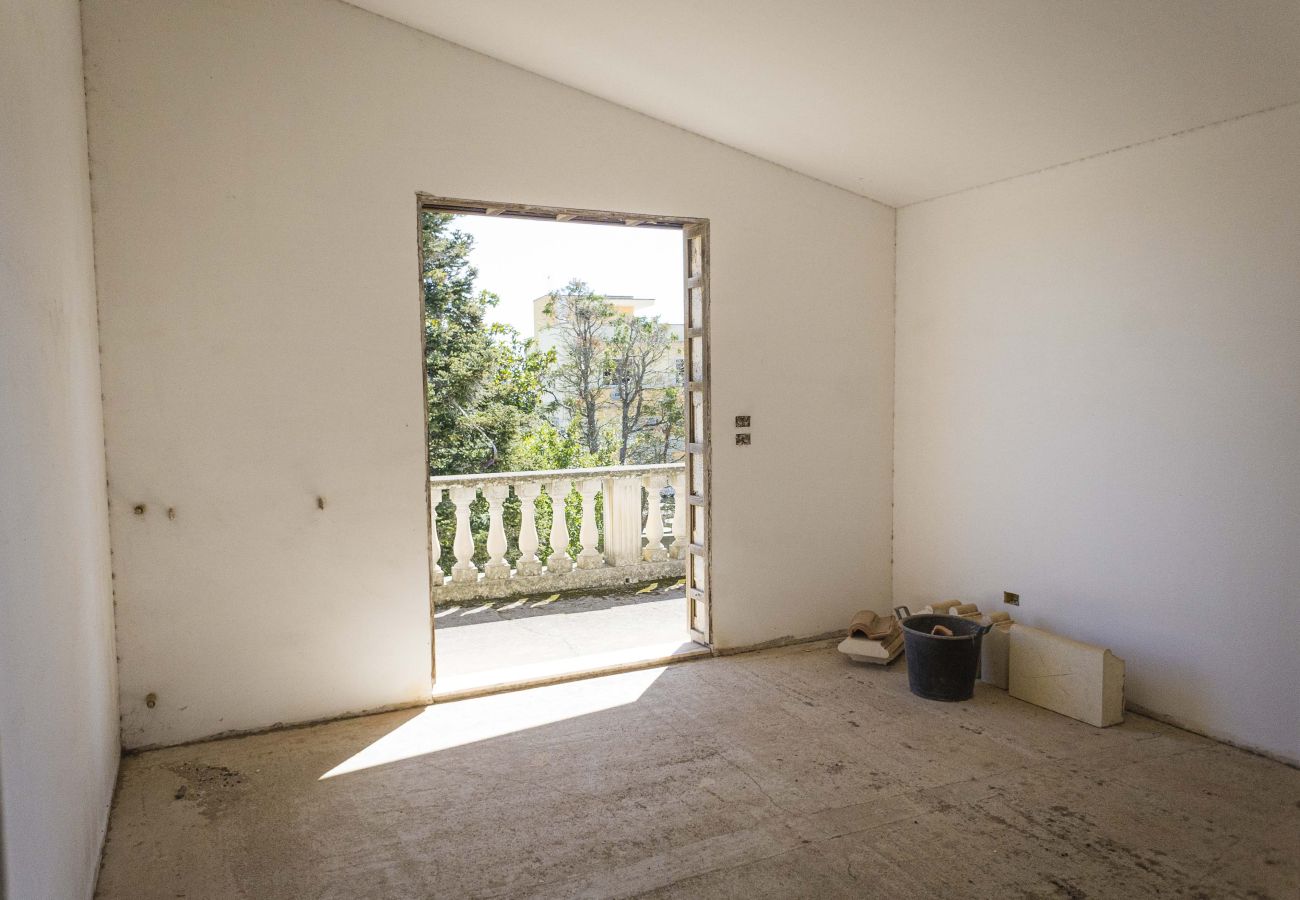 Villa in Bagnolo del Salento - Fast fertiggestellte Villa mit Garten und in der Nähe der Stadt zu verkaufen