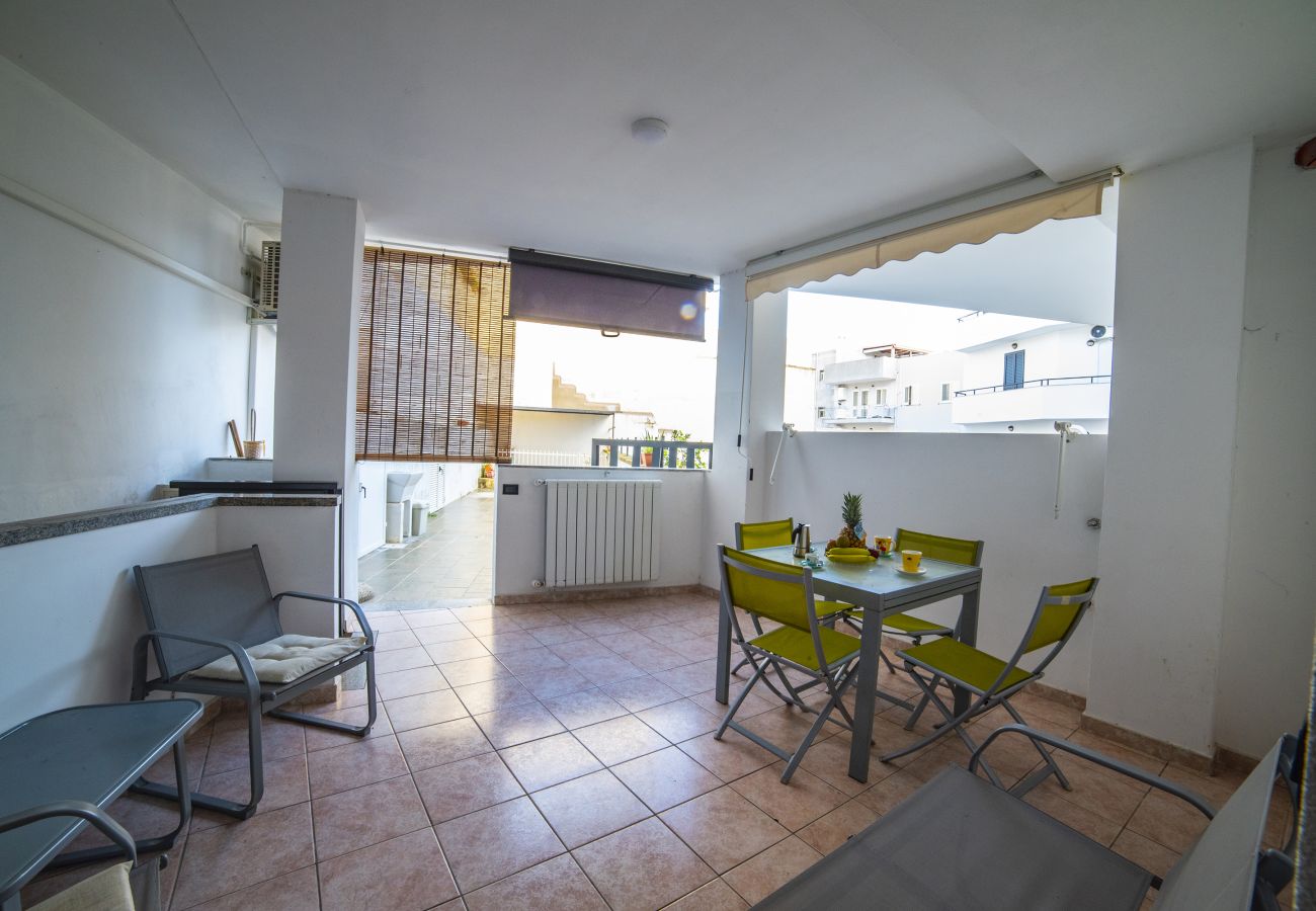 Ferienwohnung in Otranto - Haus zu verkaufen Otranto mit 2 Bädern Garage v342