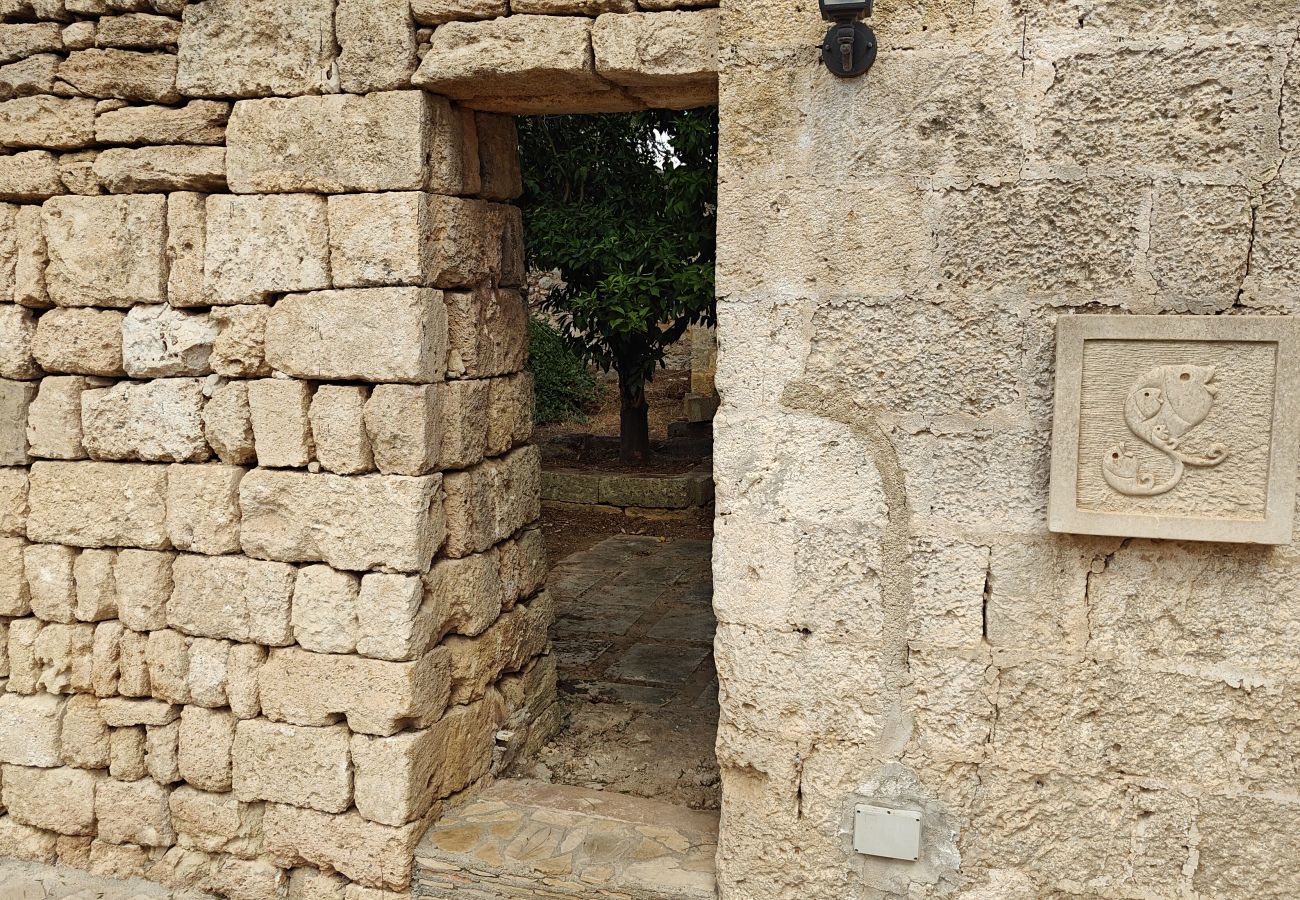 Agrotourismus in Alessano - Bauernhaus zum Renovieren in Meeresnähe - v790 Macurano