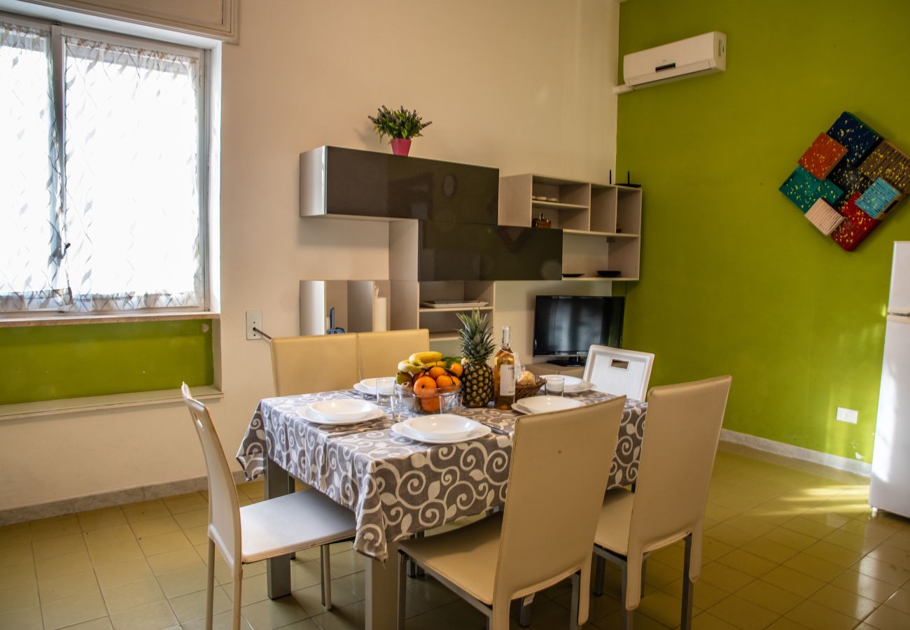 Ferienwohnung in Melendugno - Haus mit Meerblick nahe dem Strand von Salento – v246