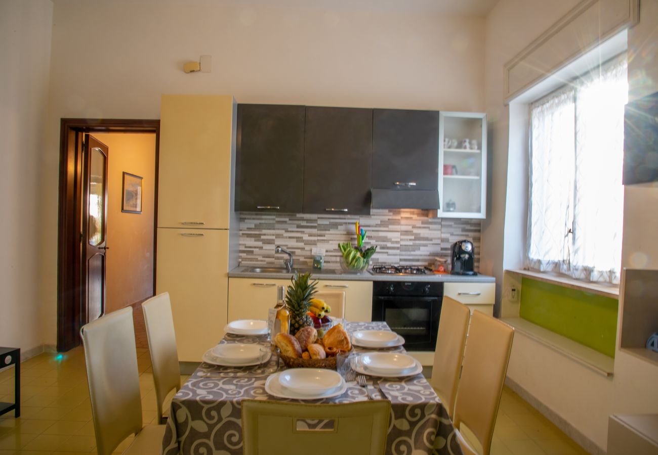 Ferienwohnung in Melendugno - Haus mit Meerblick nahe dem Strand von Salento – v246