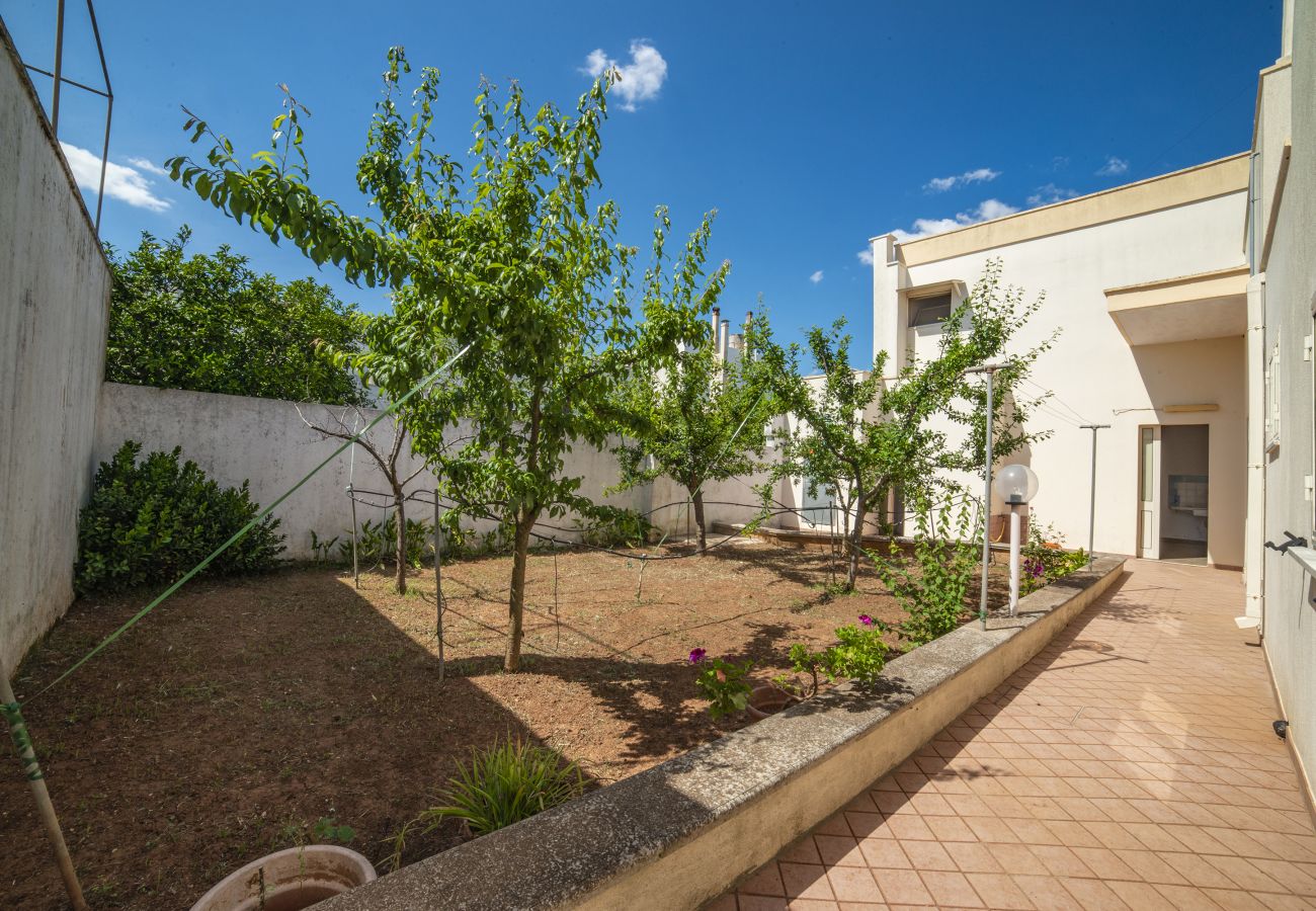 freistehendes Haus in  - Villa 8 Minuten von den Malediven entfernt, Salento.v760