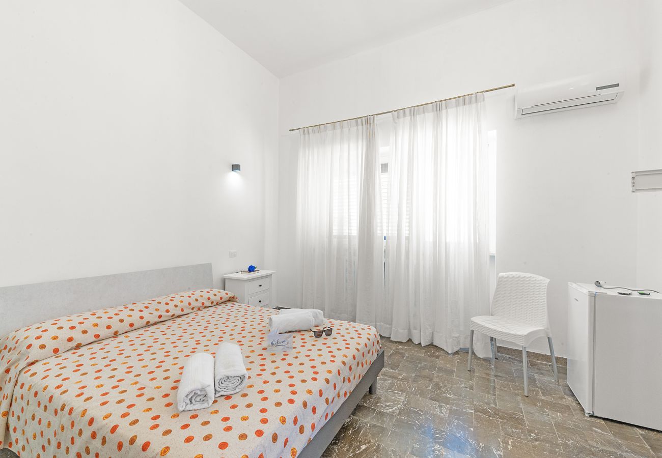 Ferienhaus in Santa Cesarea Terme - V251 unabhängiges Haus mit Garten Cerfignano