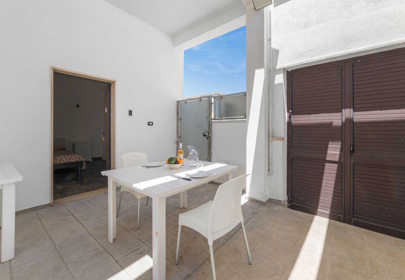 Ferienhaus in Santa Cesarea Terme - V251 unabhängiges Haus mit Garten Cerfignano