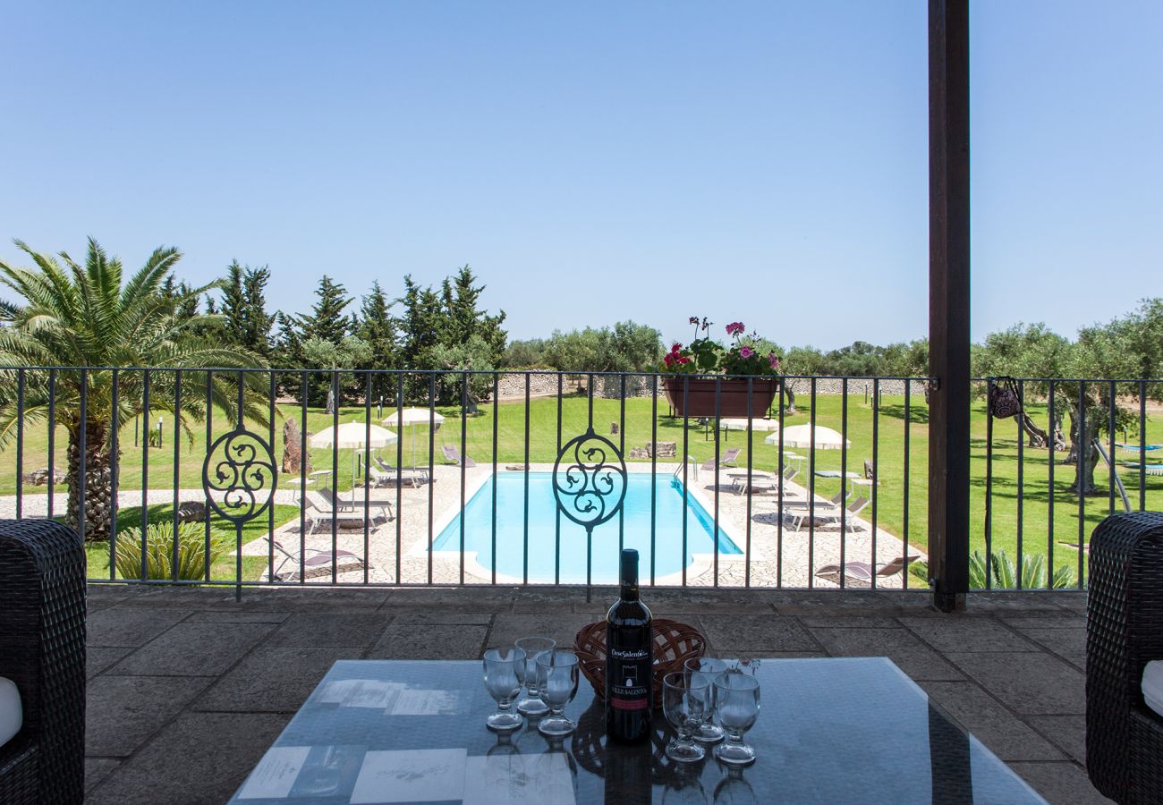 Villa in Melendugno - Exklusive und luxuriöse Masseria mit Pool für Gruppen von 6 bis 12 Personen m590