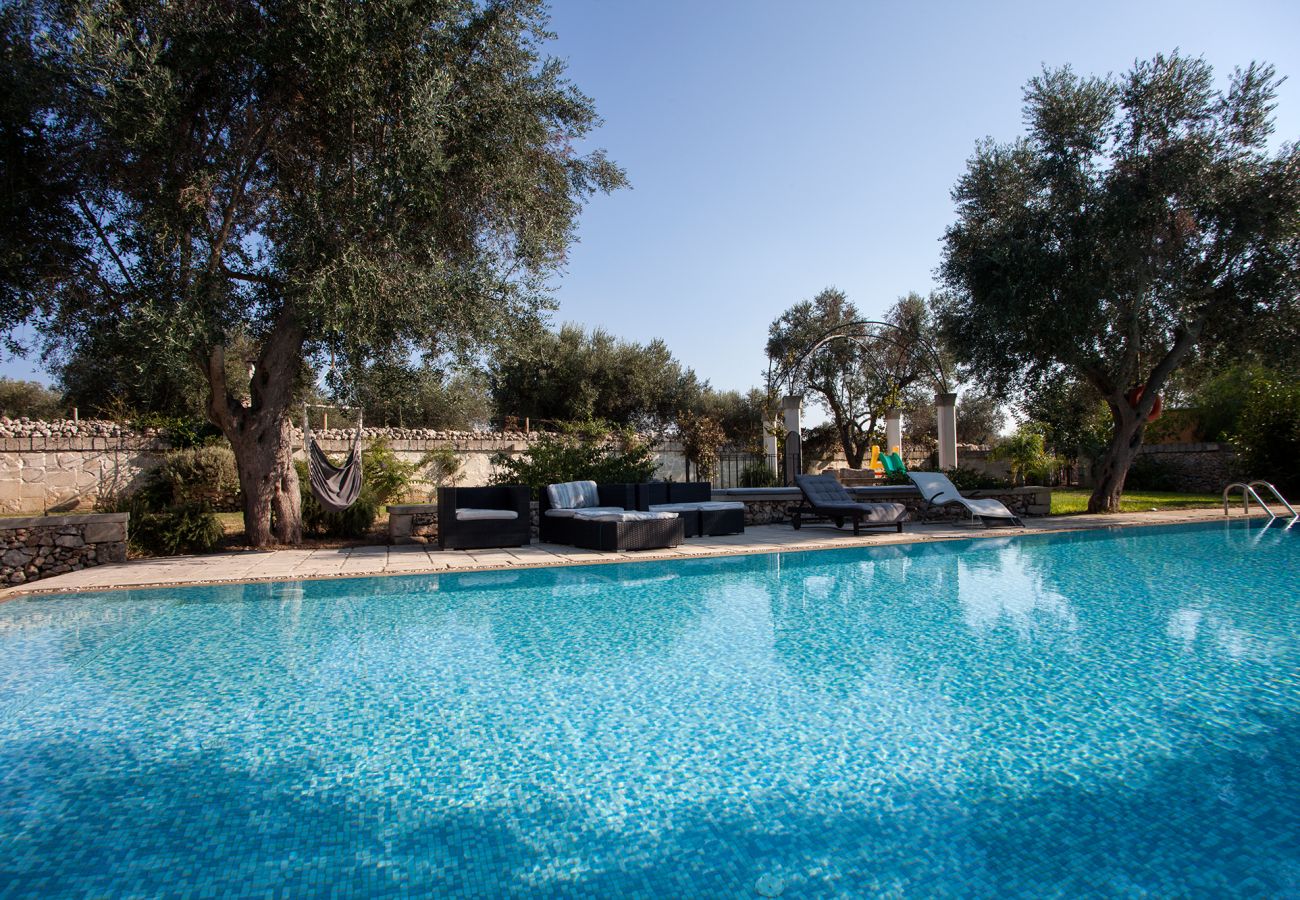 Villa in Carpignano Salentino - Exklusiver und luxuriöser Bauernhof in Apulien, mit Pool, 4 Schlafzimmer, 6 Bäder, 8 bis 14 Personen, Strand m595