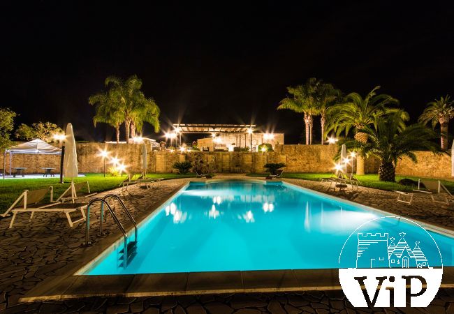 Villa in Melendugno - Masseria mit privatem Pool und Trulli m590