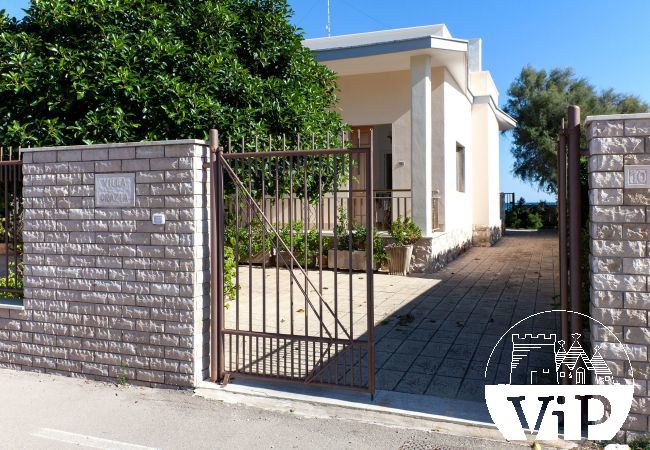 Ferienhaus in San Foca - Villa in San Foca mit direktem Zugang zum Meer m160