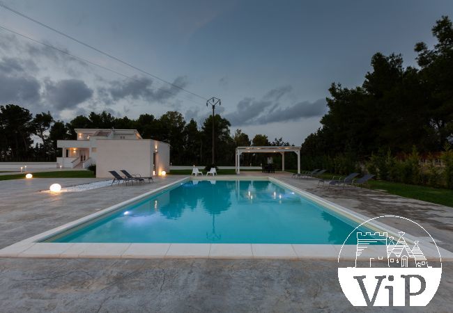 Villa in Galatina - Villa mit privatem Pool und Padelplatz m890