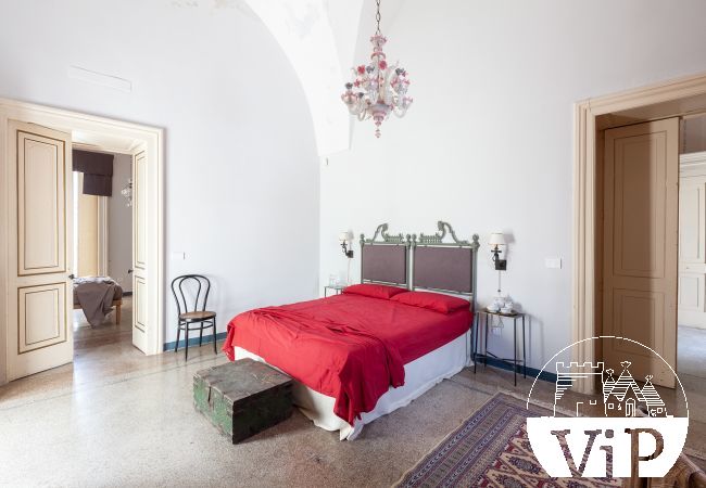 Villa in Corigliano d´Otranto - Historisches Palais mit privatem Pool in der Altstadt m600