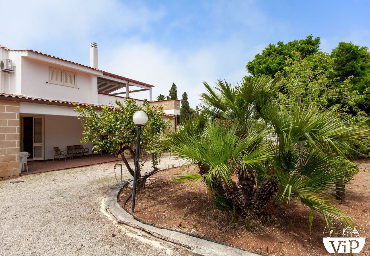 Ferienhaus in Torre Squillace - Große Villa am Ionischen Meer m520