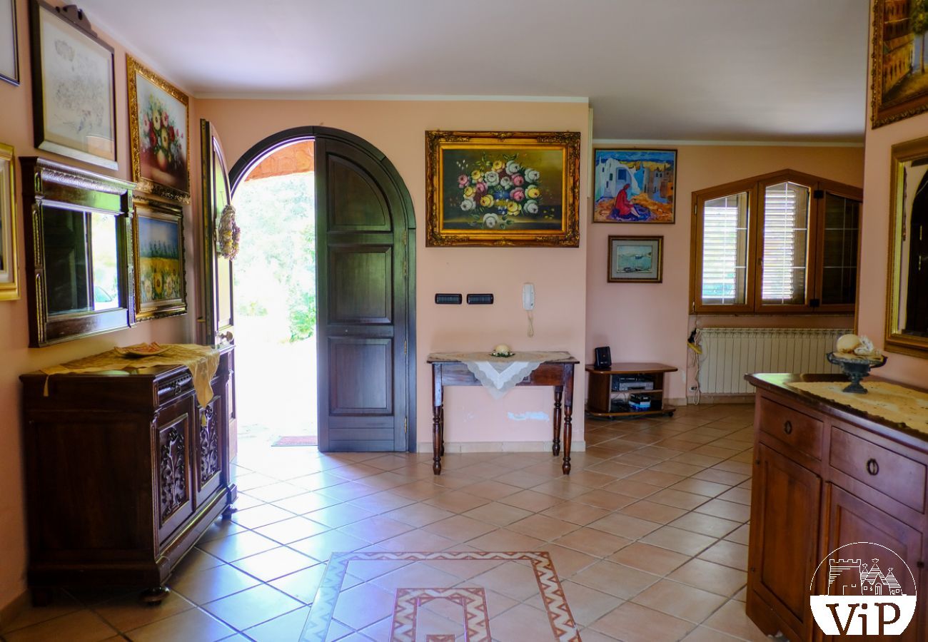 Villa in Tuglie - Villa mit Pool und Pferdestall in der Nähe von Gallipoli m140