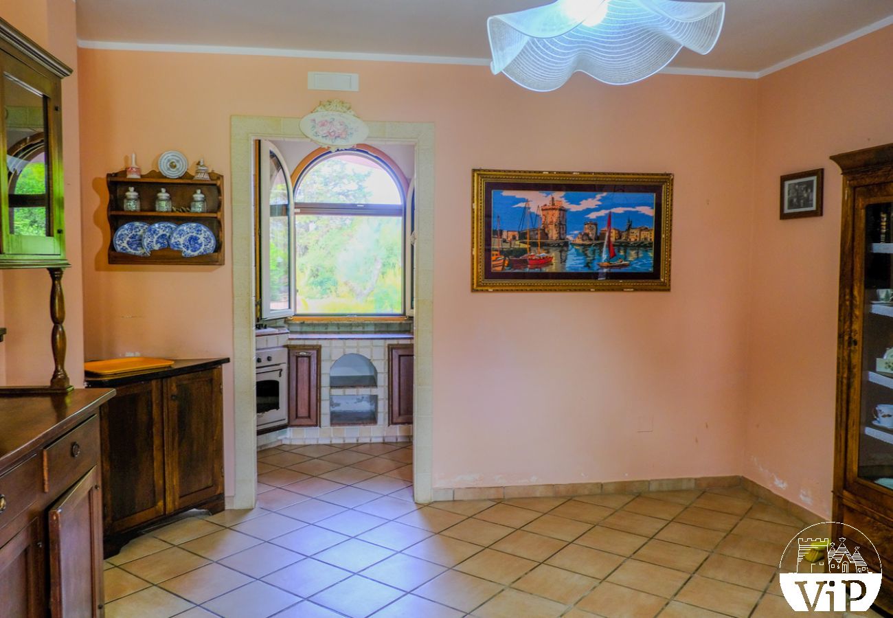 Villa in Tuglie - Villa mit Pool und Pferdestall in der Nähe von Gallipoli m140