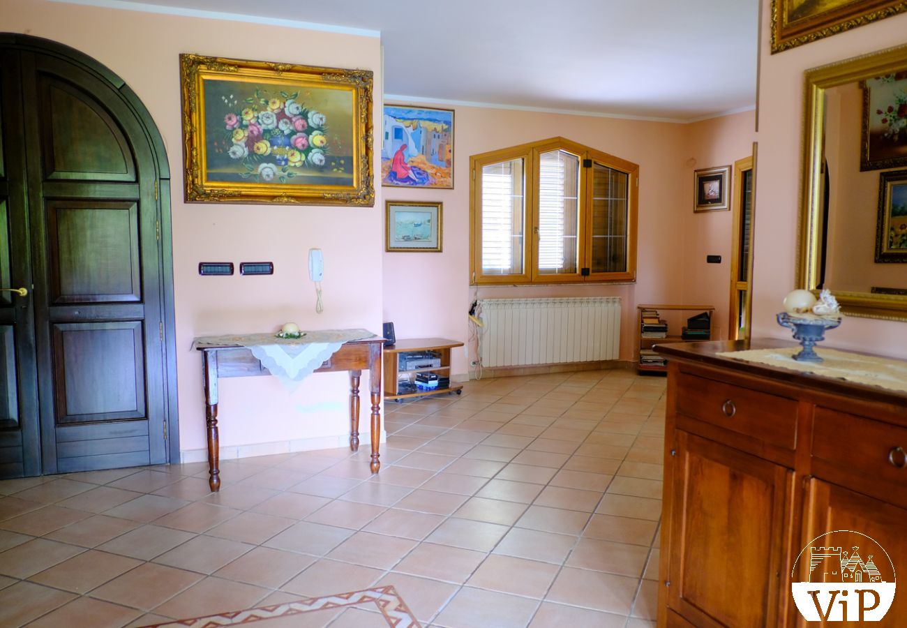 Villa in Tuglie - Villa mit Pool und Pferdestall in der Nähe von Gallipoli m140