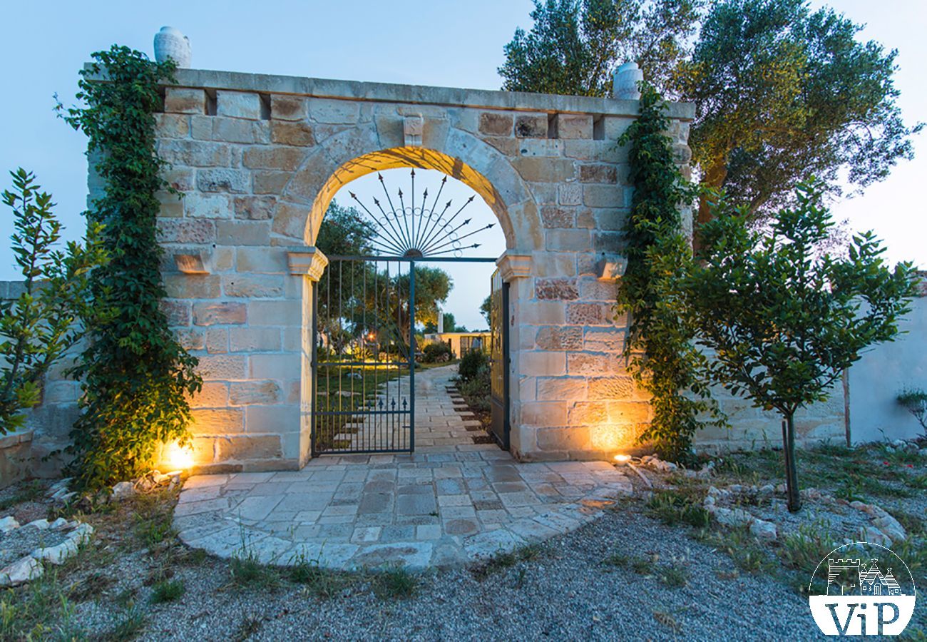 Villa in Carpignano Salentino - Exklusive masseria in Apulien, mit Pool, jacuzzi, pajare, trulli m595