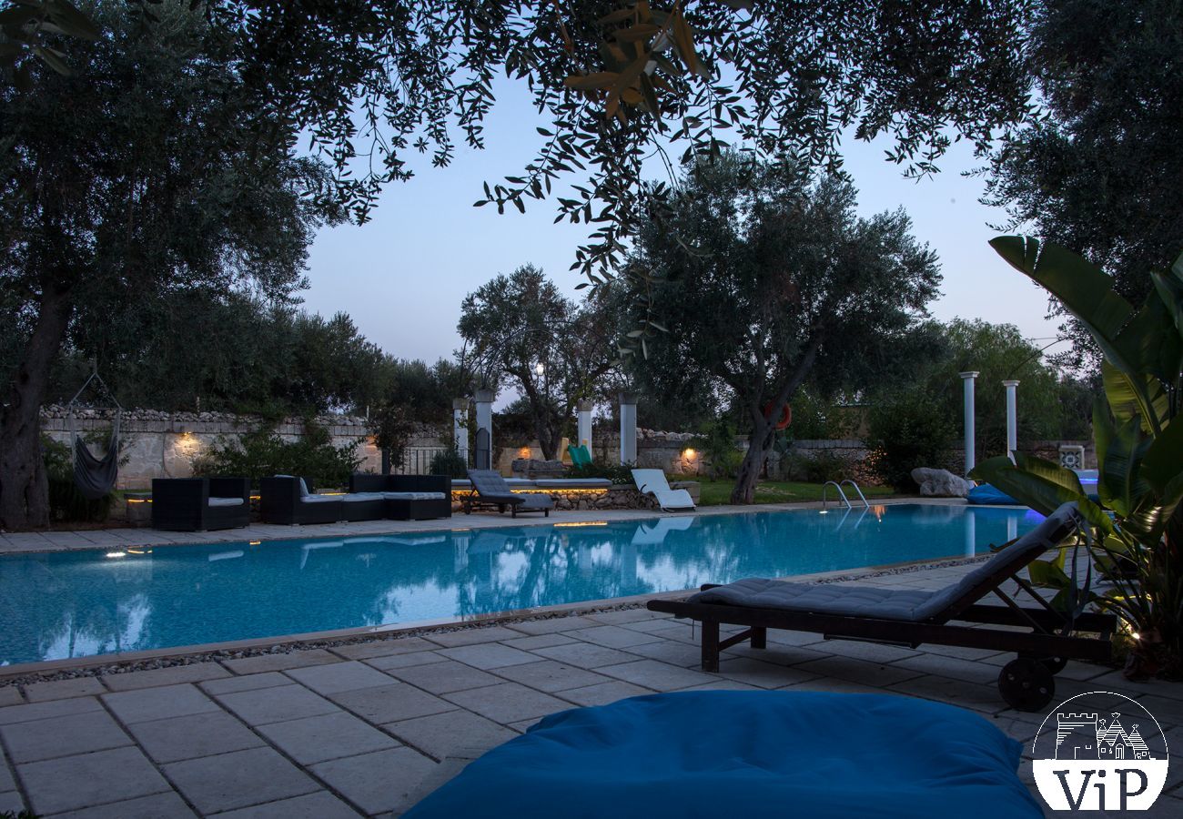 Villa in Carpignano Salentino - Exklusive masseria in Apulien, mit Pool, jacuzzi, pajare, trulli m595