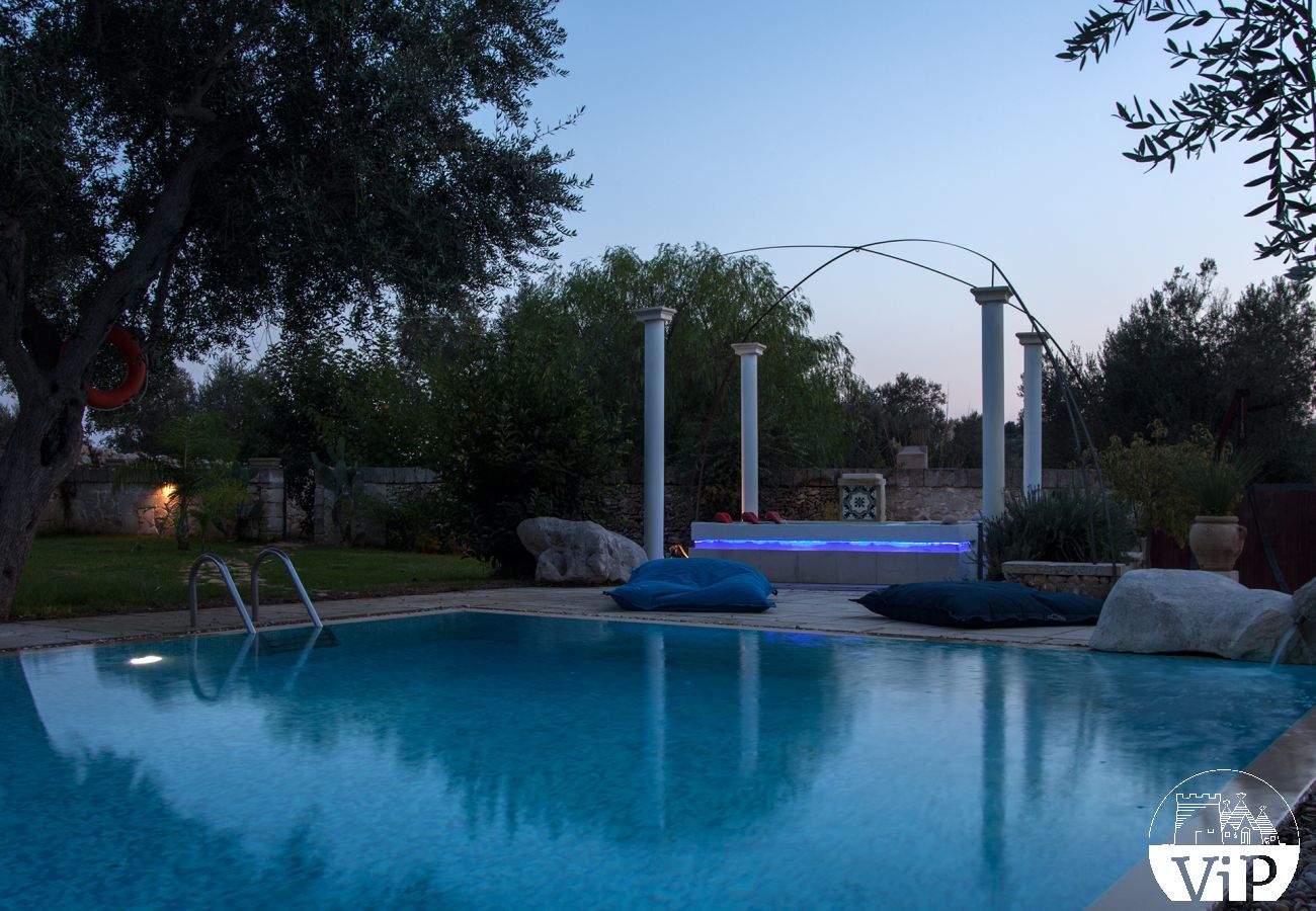 Villa in Carpignano Salentino - Exklusive masseria in Apulien, mit Pool, jacuzzi, pajare, trulli m595