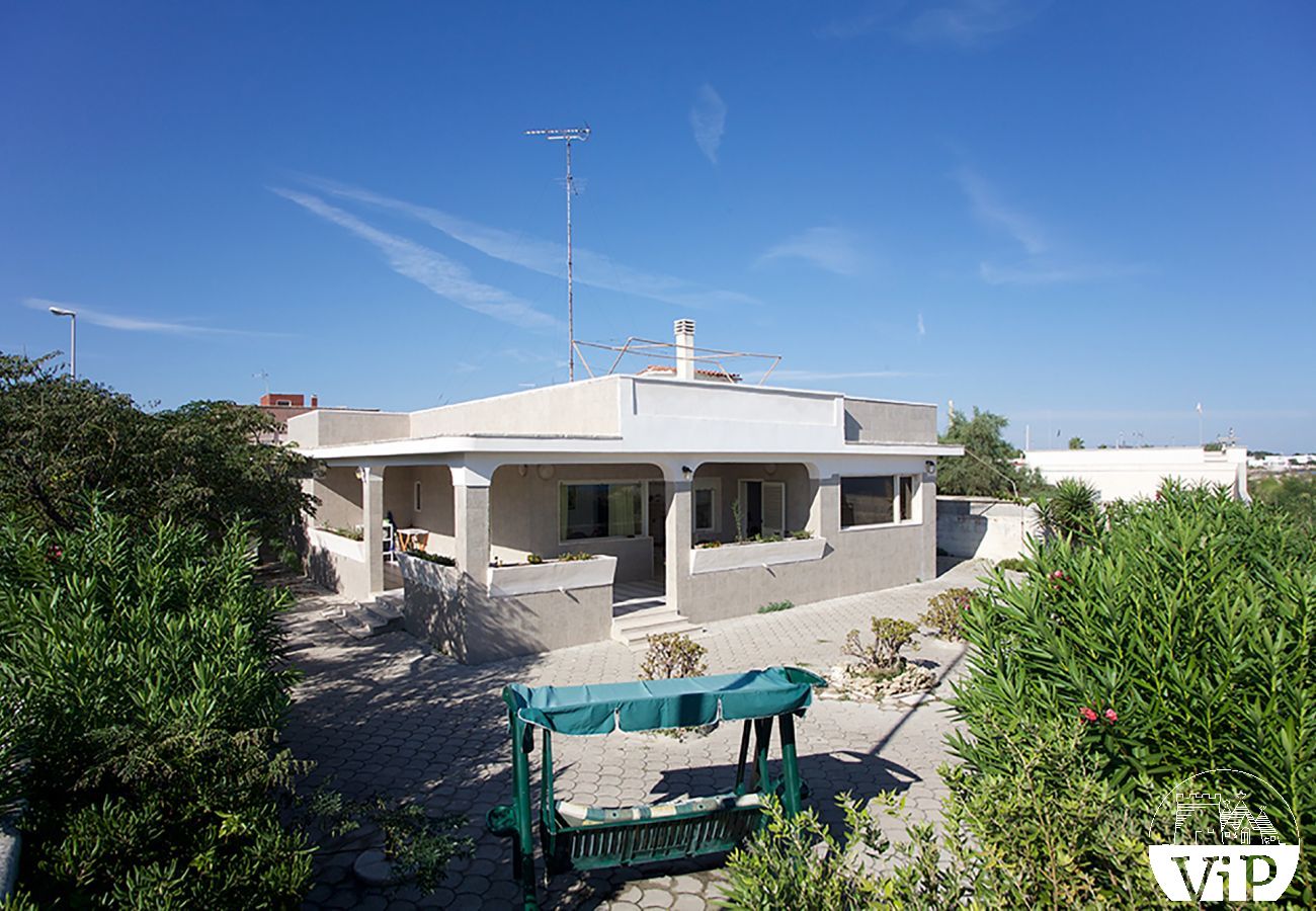 Ferienhaus in Spiaggiabella - Ferienhaus am Strand, Meerblick, 3 Schlafzimmer 2 Bäder m711