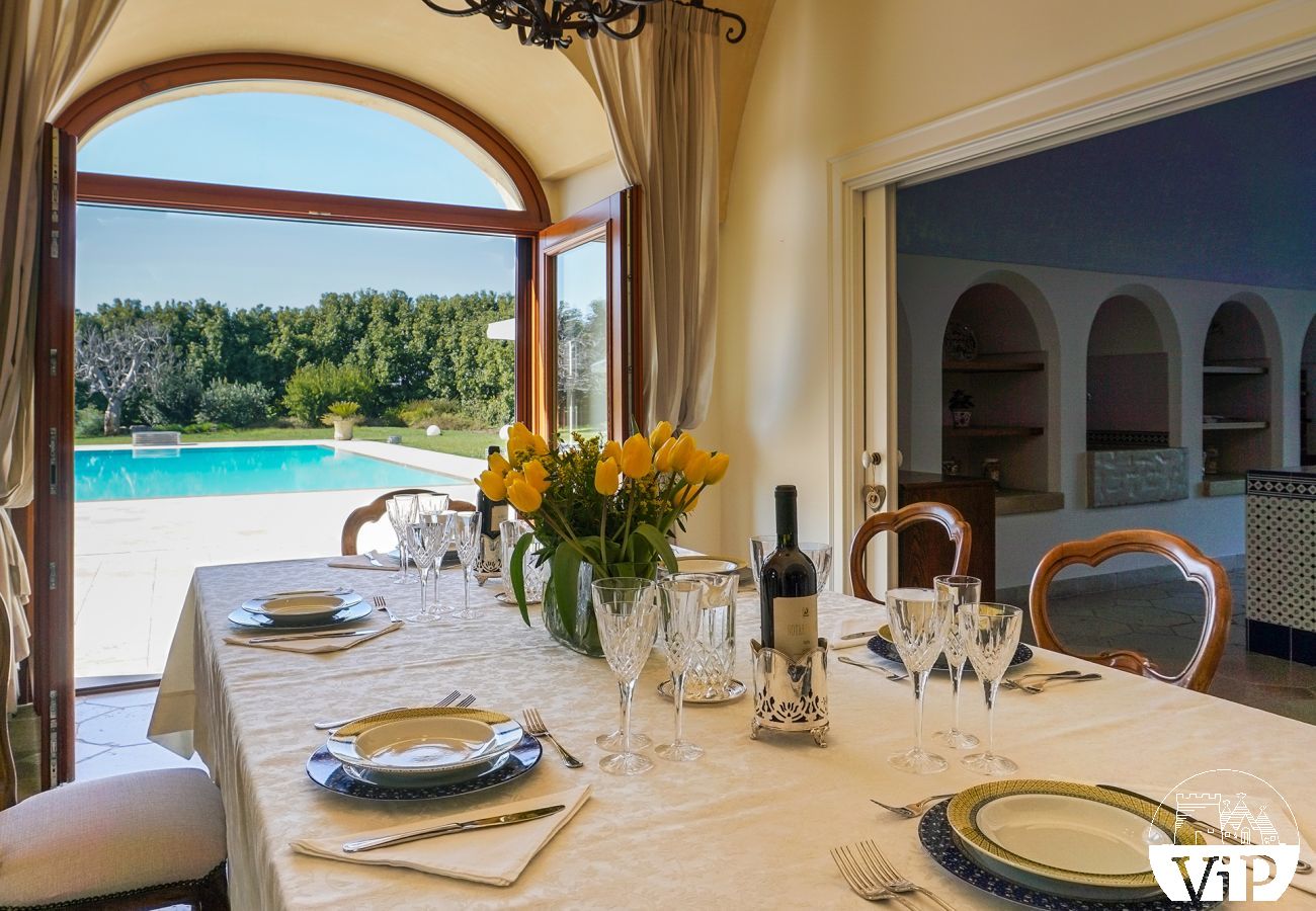 Villa in Galatina - Luxuriöse Ferienvilla mit privatem Pool in Apulien, 5 Schlafzimmer m800