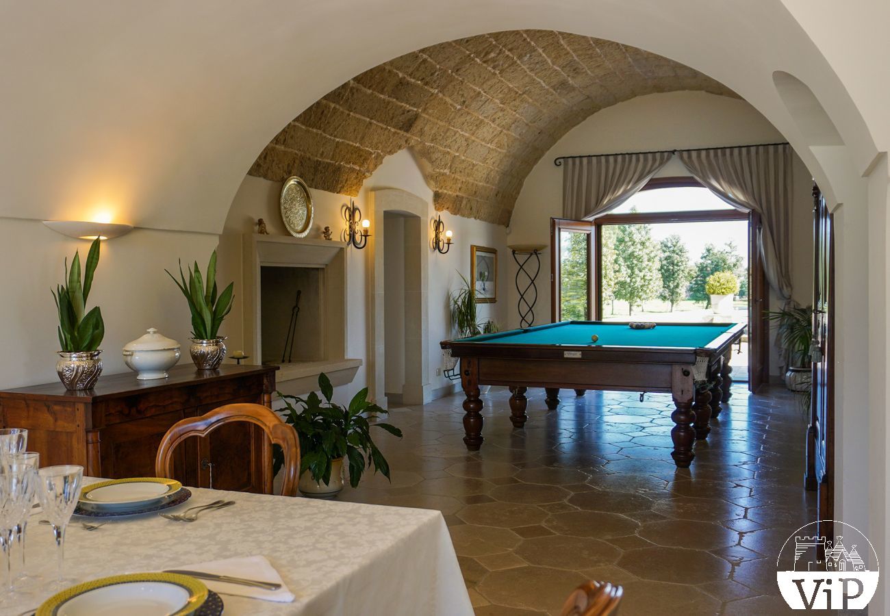 Villa in Galatina - Luxuriöse Ferienvilla mit privatem Pool in Apulien, 5 Schlafzimmer m800