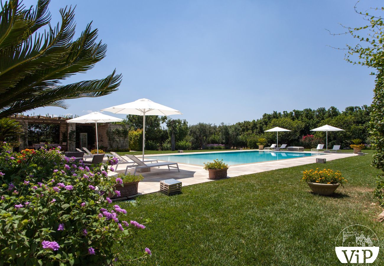 Villa in Galatina - Luxuriöse Ferienvilla mit privatem Pool in Apulien, 5 Schlafzimmer m800