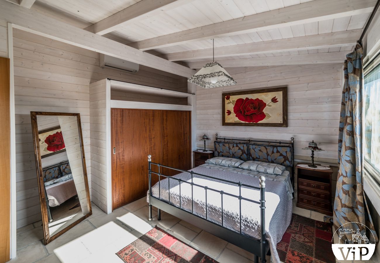 Villa in Carpignano Salentino - Villa mit privatem Pool und Fußballplatz 5 Schlafzimmer und 5 Badezimmer in Apulien m400