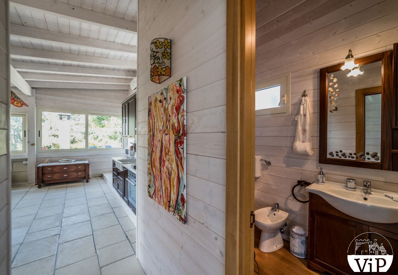 Villa in Carpignano Salentino - Villa mit privatem Pool und Fußballplatz 5 Schlafzimmer und 5 Badezimmer in Apulien m400