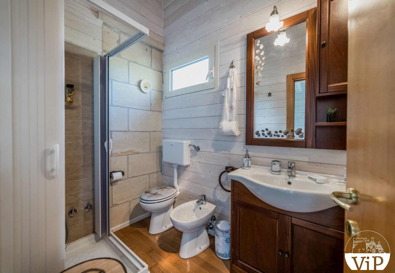 Villa in Carpignano Salentino - Villa mit privatem Pool und Fußballplatz 5 Schlafzimmer und 5 Badezimmer in Apulien m400