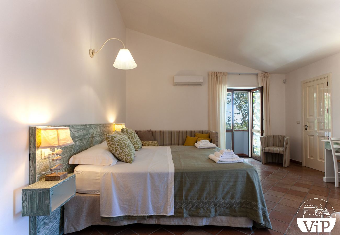 Villa in Neviano - Ferienvilla in der Nähe von Gallipoli 6 Schlafzimmer, 6 Badezimmer, mit Privatem pool m200